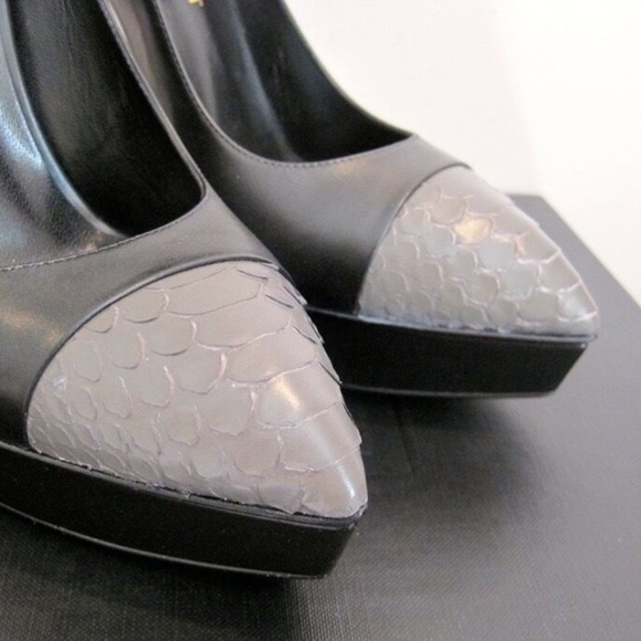 YSL Yves Saint Laurent Paris Janis Python Cap Pointy Pumps Shoes 39.5 9.5 $895 - Picture 6 of 9